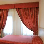 5 Colonne 2* Mirano