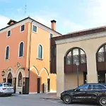 5 Colonne 2* Mirano