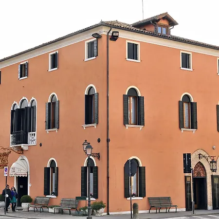 Hotel 5 Colonne 2*