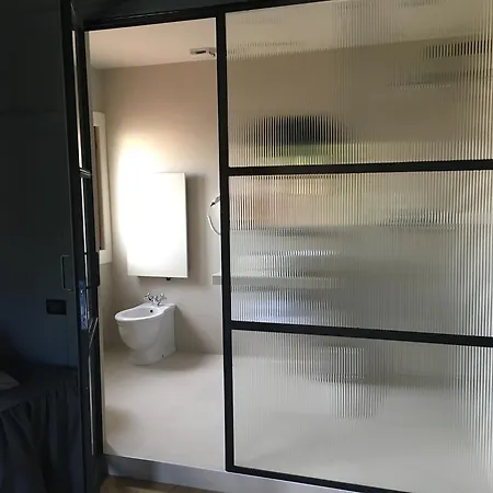 5 Colonne 호텔 2*