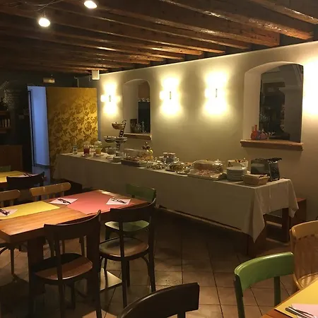 Hotel 5 Colonne