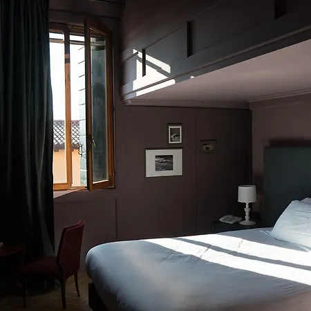 5 Colonne Hotel 2*