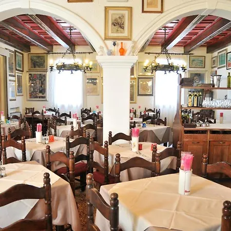 5 Colonne 2* Mirano