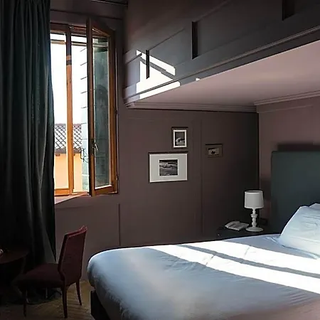 Hotel 5 Colonne