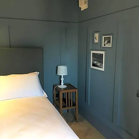5 Colonne Hotell
