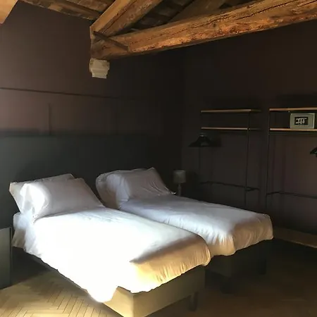 5 Colonne Hotel