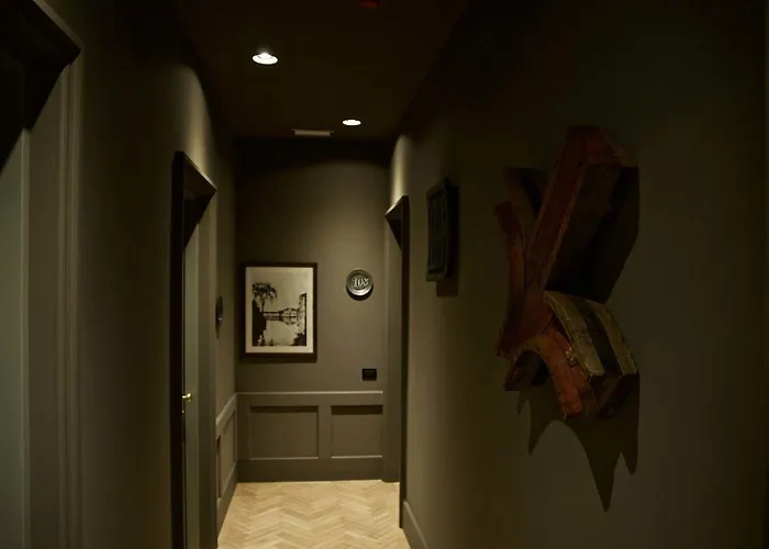 5 Colonne Hotel 2*