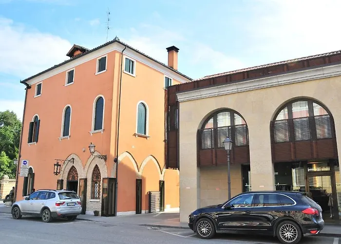 5 Colonne 2* Mirano